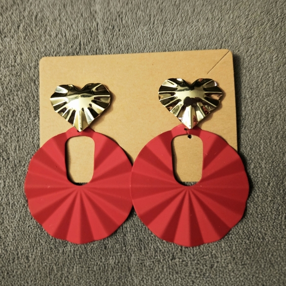 Statement Earrings - Picture 5 of 6